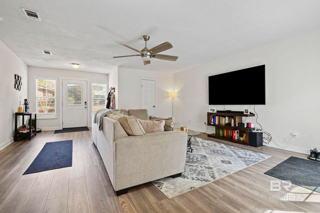 7005 Orangeburg Drive, Mobile, AL 36608