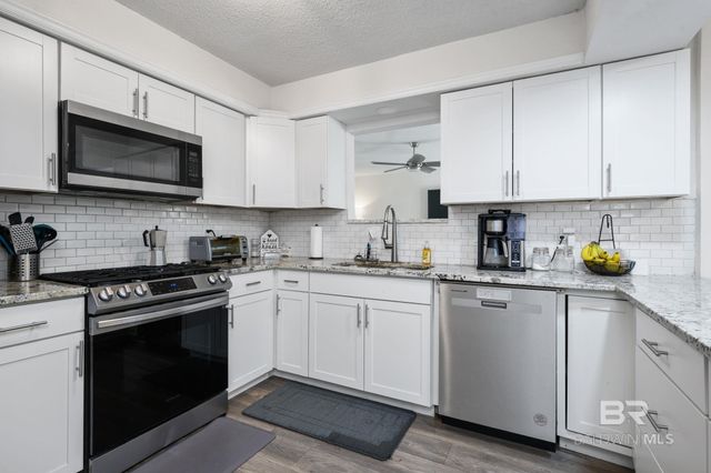 7005 Orangeburg Drive, Mobile, AL 36608