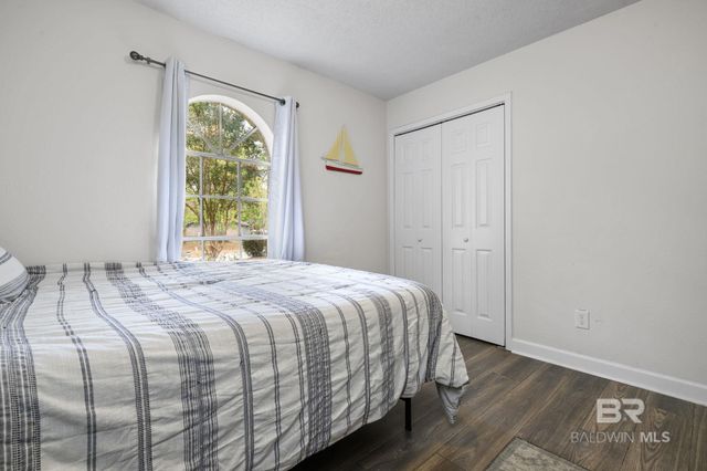 7005 Orangeburg Drive, Mobile, AL 36608