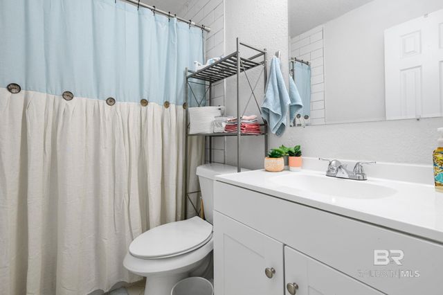 7005 Orangeburg Drive, Mobile, AL 36608