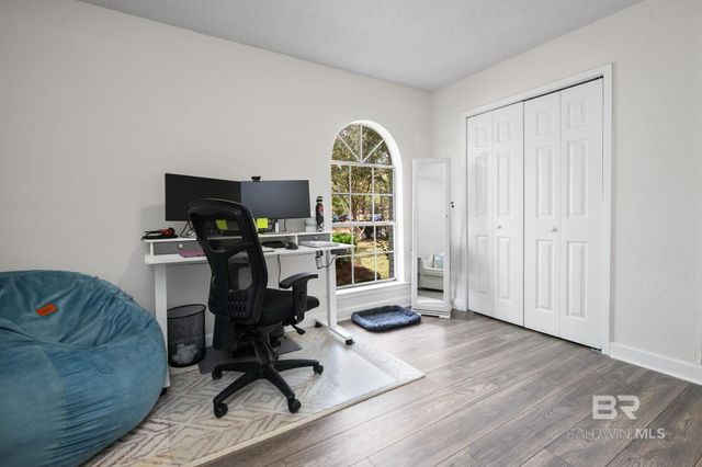 7005 Orangeburg Drive, Mobile, AL 36608