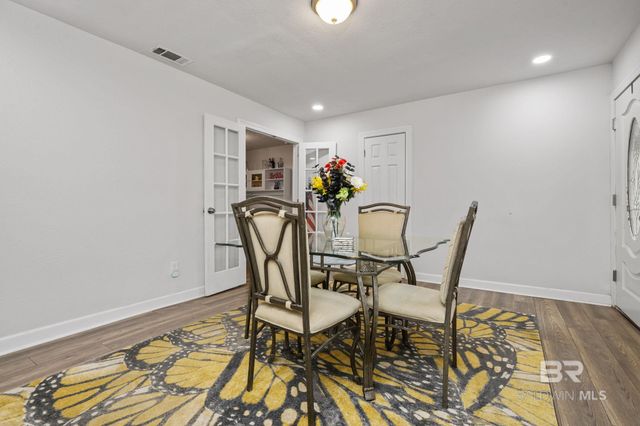 7005 Orangeburg Drive, Mobile, AL 36608