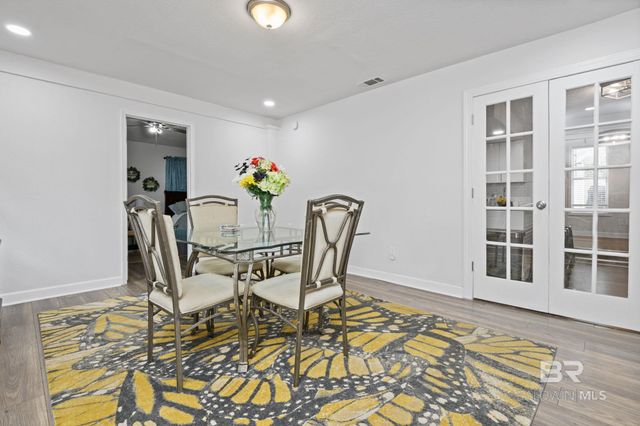 7005 Orangeburg Drive, Mobile, AL 36608