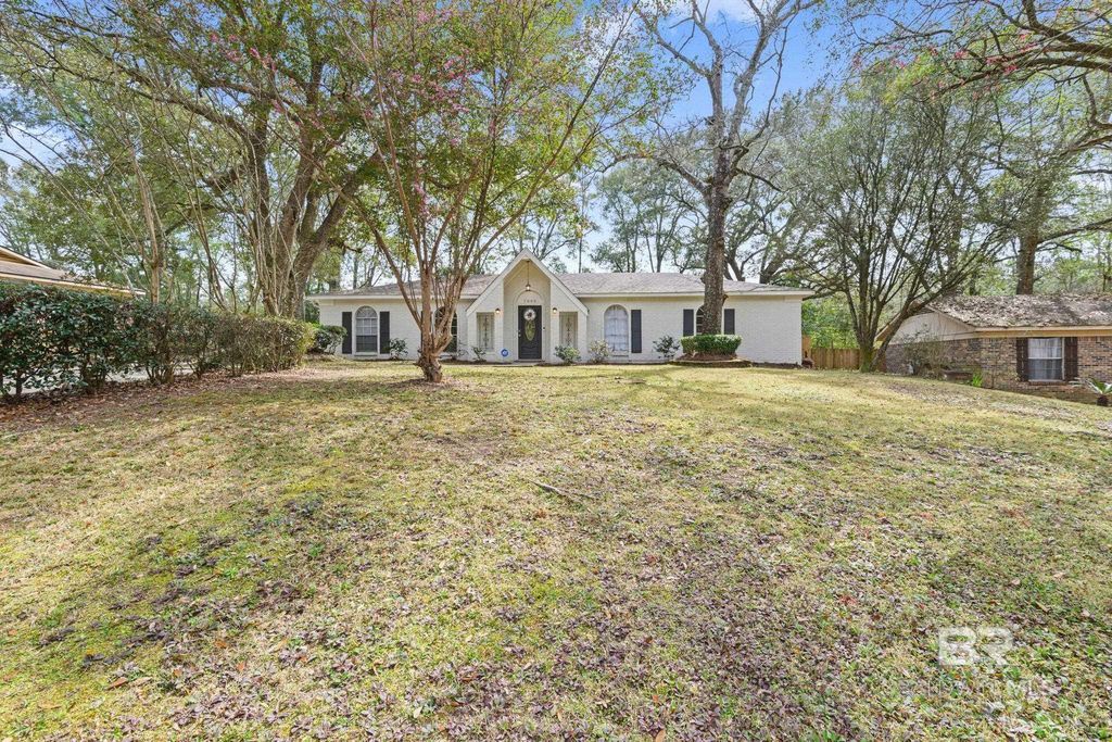 7005 Orangeburg Drive, Mobile, AL 36608