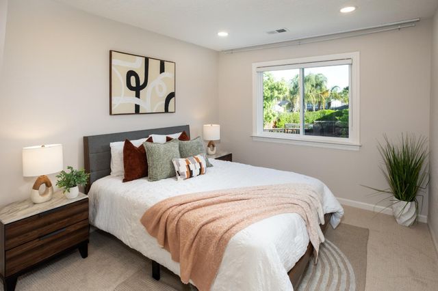 1123 Queensbridge, San Jose, CA 95120