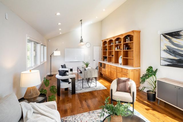 1123 Queensbridge, San Jose, CA 95120