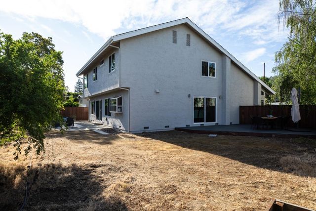 1123 Queensbridge, San Jose, CA 95120