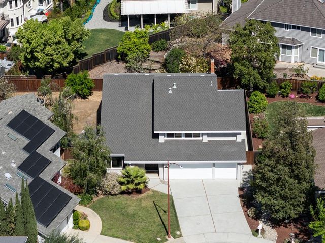 1123 Queensbridge, San Jose, CA 95120