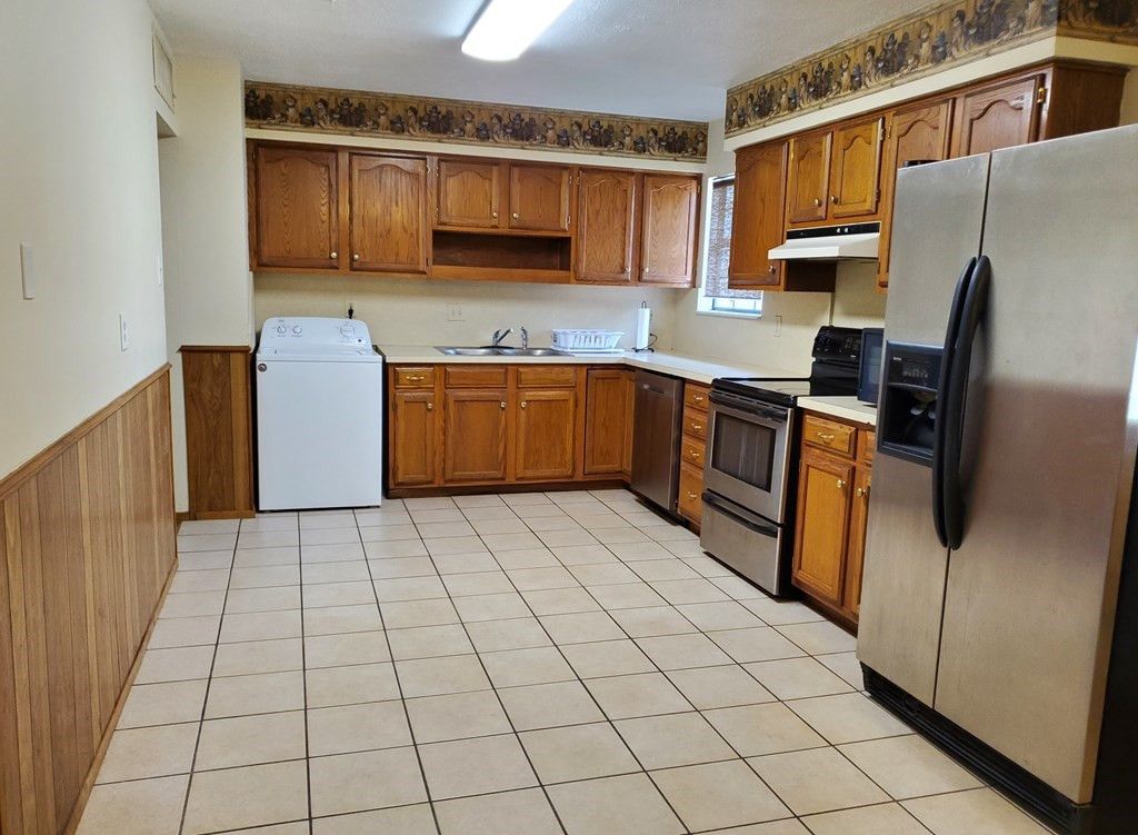 Image 3 of property listing at 2767 Notre Dame Avenue, San Angelo, TX 76904