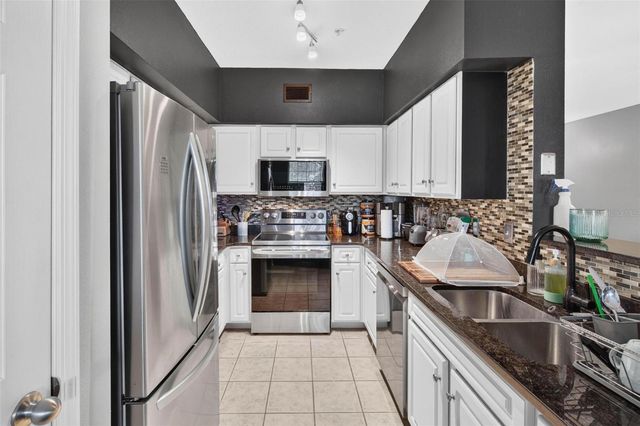 2010 E PALM AVENUE 14318, Tampa, FL 33605