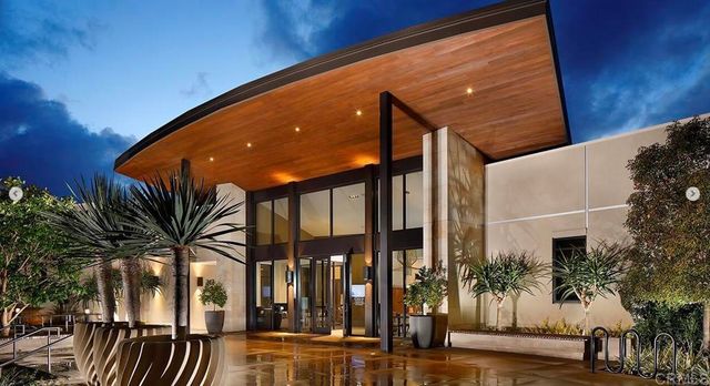 2706 via alta place, San Diego, CA 92108