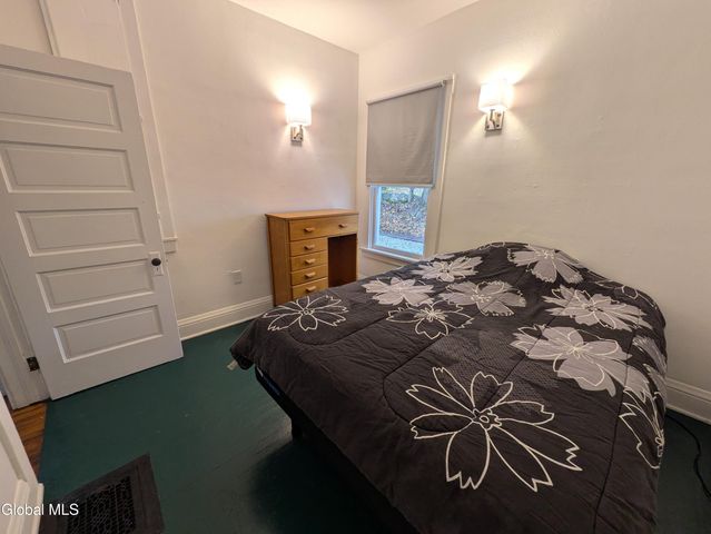 4 Palmer Avenue, Corinth, NY 12822