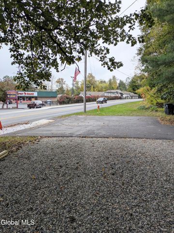 4 Palmer Avenue, Corinth, NY 12822