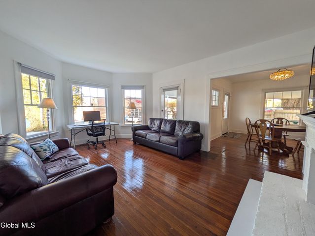 4 Palmer Avenue, Corinth, NY 12822