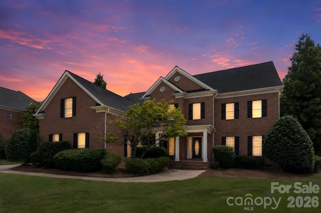 105 Castlestone Lane, Matthews, NC 28104