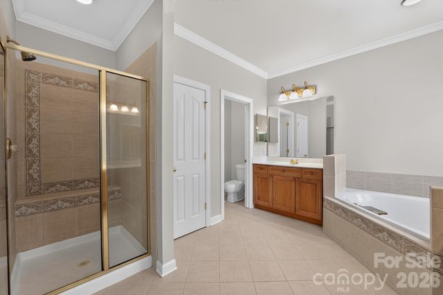 105 Castlestone Lane, Matthews, NC 28104