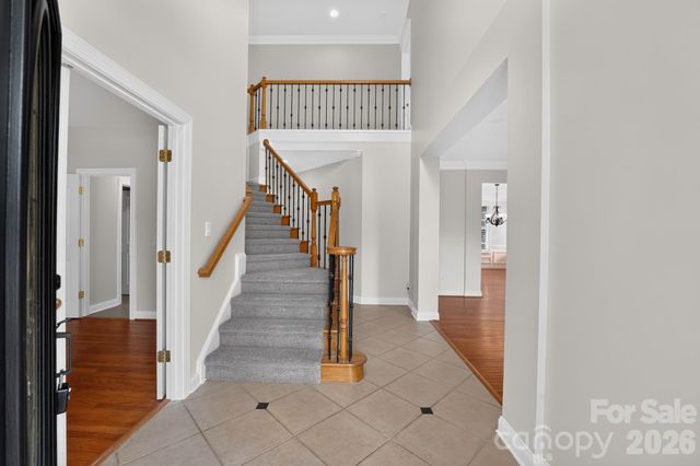 105 Castlestone Lane, Matthews, NC 28104