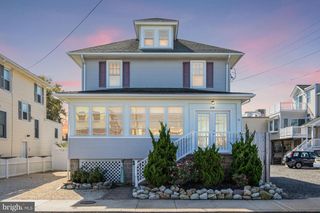 226 3RD ST, Beach Haven, NJ 08008
