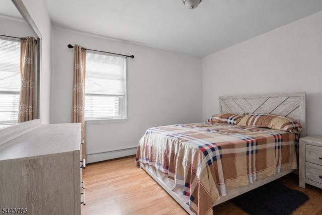 526 E 25Th St, Paterson City, NJ 07514