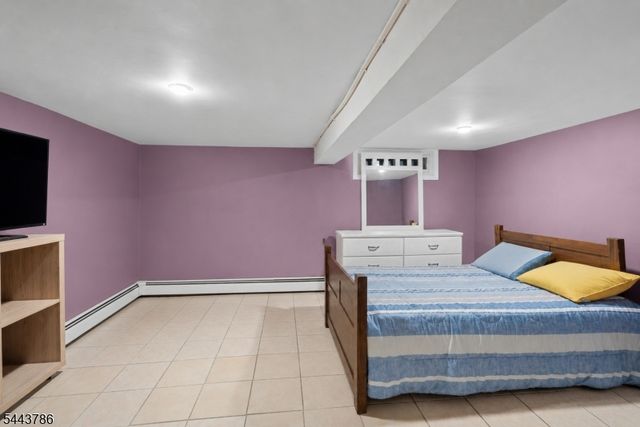 526 E 25Th St, Paterson City, NJ 07514