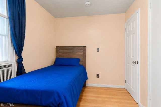 526 E 25Th St, Paterson City, NJ 07514
