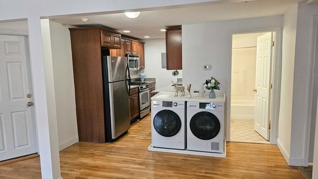 19 Railroad B2, Acton, MA 01720