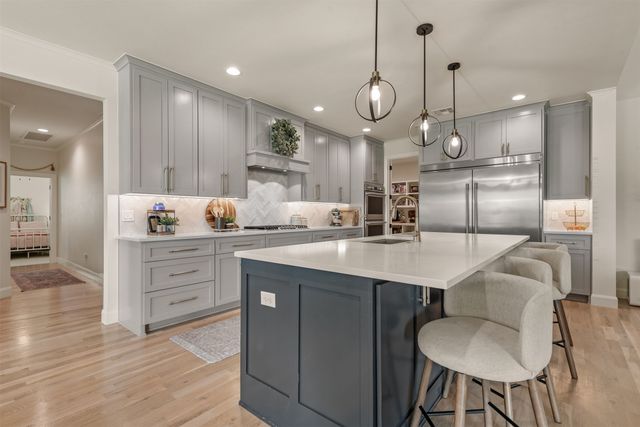 6522 E 153rd Street S, Bixby, OK 74008