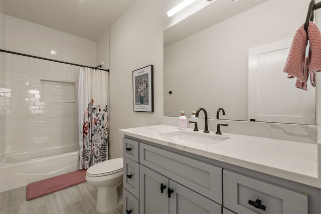 6522 E 153rd Street S, Bixby, OK 74008