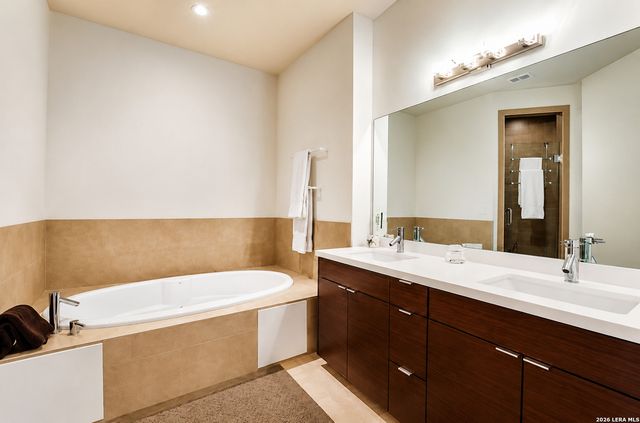 17902 La Cantera Pkwy Unit 212, San Antonio, TX 78257