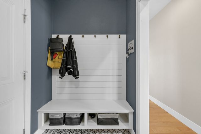 417 Ashton Drive NE, Mt Vernon, IA 52314