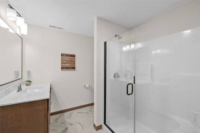 417 Ashton Drive NE, Mt Vernon, IA 52314