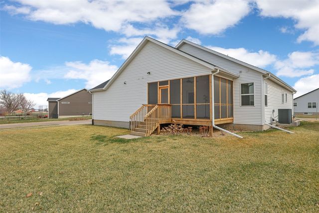 417 Ashton Drive NE, Mt Vernon, IA 52314
