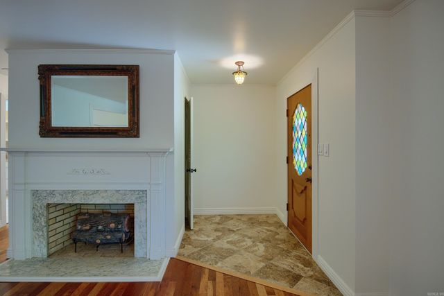 208 Indian Hills Street, Hot Springs, AR 71913
