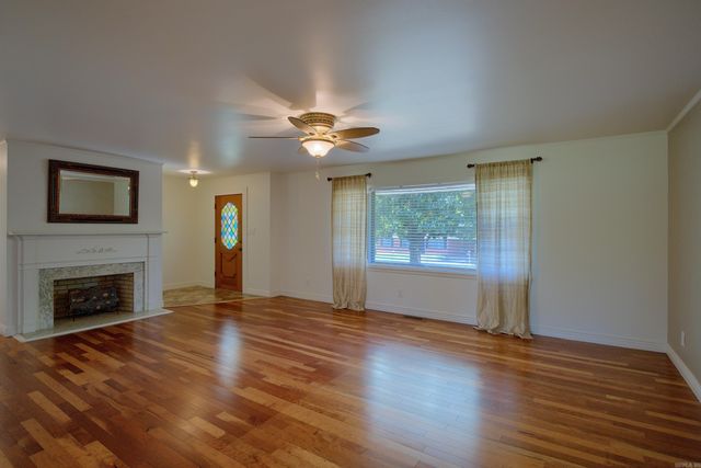 208 Indian Hills Street, Hot Springs, AR 71913