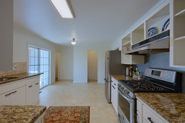 208 Indian Hills Street, Hot Springs, AR 71913