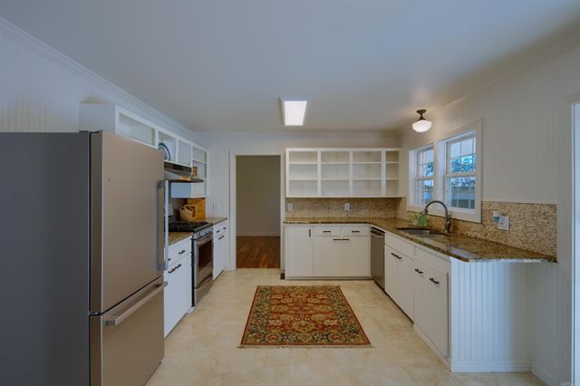 208 Indian Hills Street, Hot Springs, AR 71913