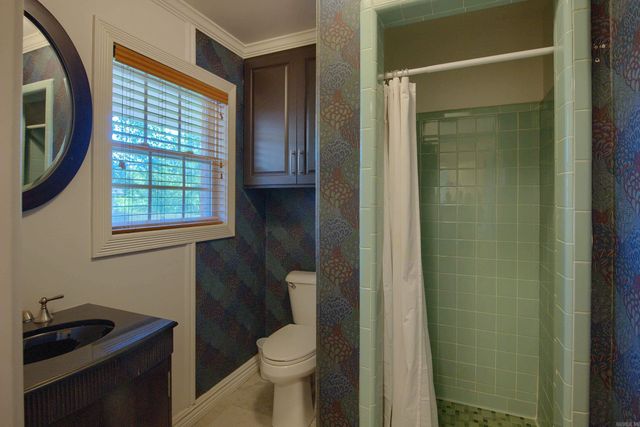 208 Indian Hills Street, Hot Springs, AR 71913