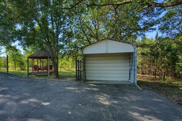 208 Indian Hills Street, Hot Springs, AR 71913