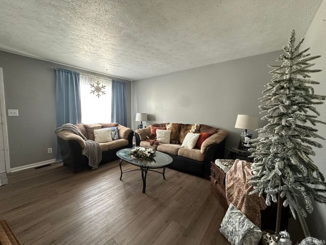 34 Lee Court, West Lafayette, IN 47906