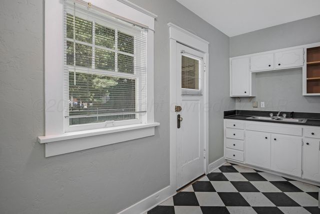 1908 S HARRISON Street, Amarillo, TX 79109