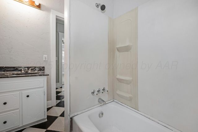 1908 S HARRISON Street, Amarillo, TX 79109