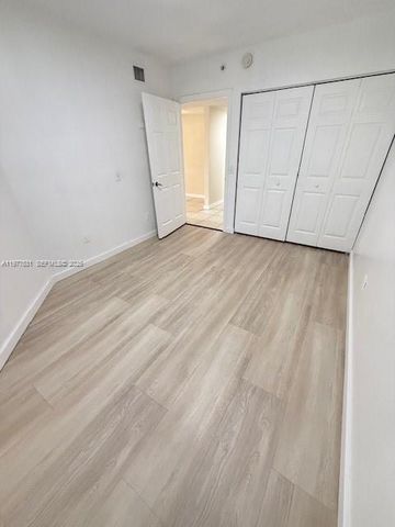 150 NW 96th Ave 9-302, Pembroke Pines, FL 33024