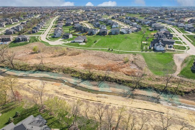 3667 NW 165th Street, Clive, IA 50325