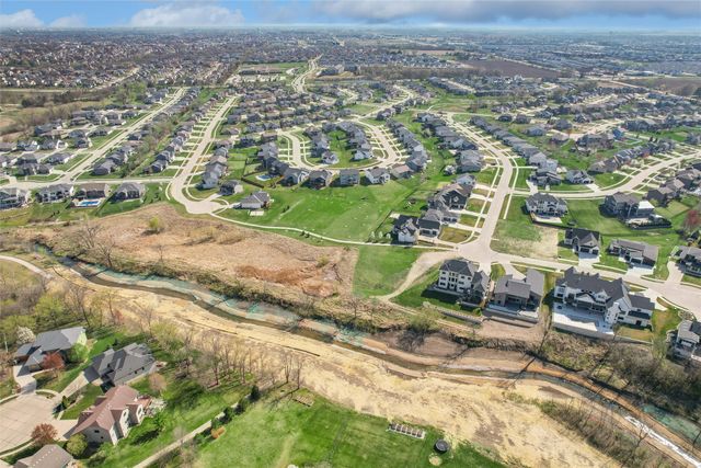 3667 NW 165th Street, Clive, IA 50325