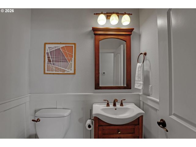 17431 Sw CRICKET Ct, Beaverton, OR 97003