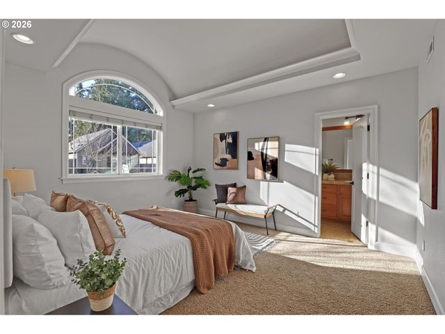 17431 Sw CRICKET Ct, Beaverton, OR 97003