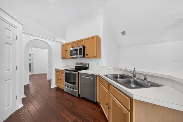 630 RIOMAR AVENUE, Orlando, FL 32828