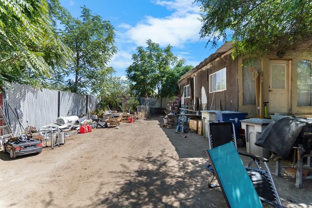 131 W Atchinson, Fresno, CA 93706