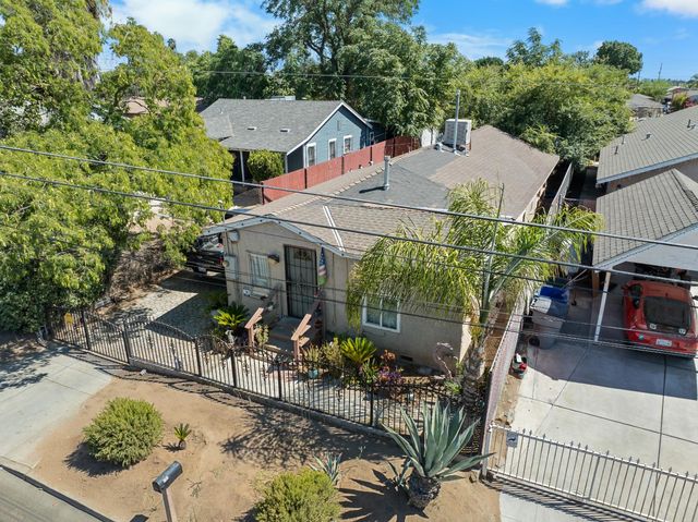 131 W Atchinson, Fresno, CA 93706