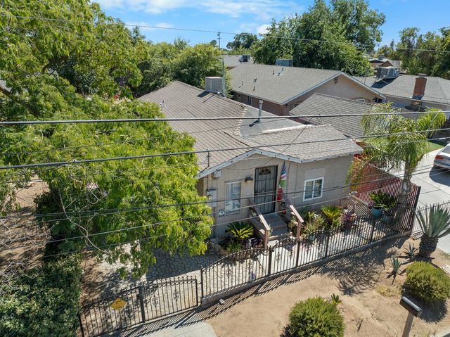 131 W Atchinson, Fresno, CA 93706